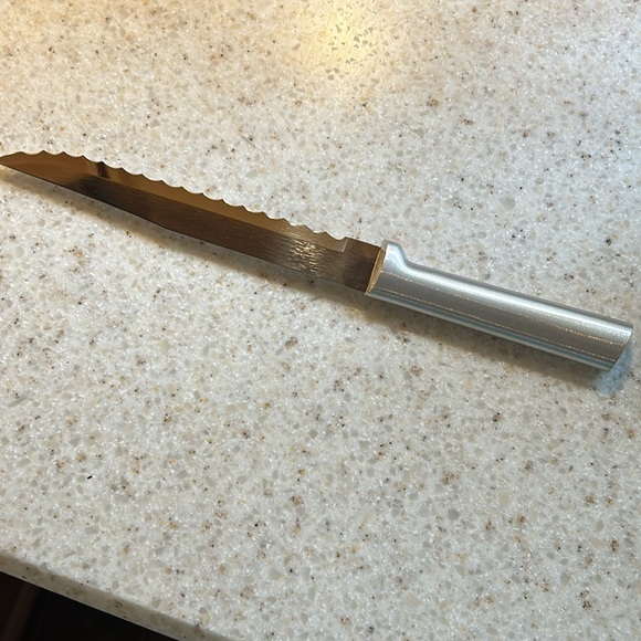 RADA 7” Serrated Slicer - Picture 3 of 3